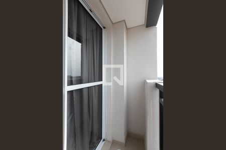 Varanda da Sala  de apartamento para alugar com 2 quartos, 39m² em Itaquera, São Paulo
