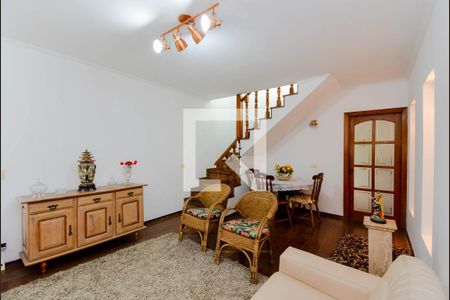Sala de Estar de casa para alugar com 3 quartos, 159m² em Jardim Santa Mena, Guarulhos