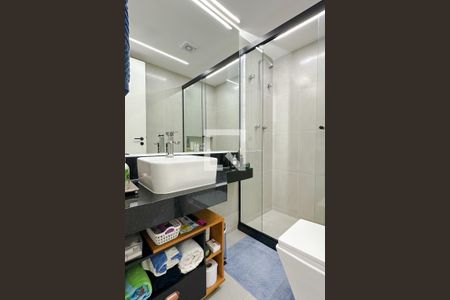 Banheiro da Suíte 1 de apartamento à venda com 2 quartos, 82m² em Ipanema, Rio de Janeiro