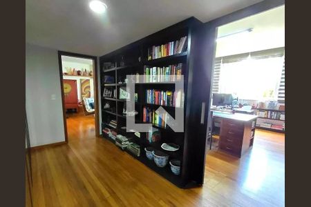 Apartamento à venda com 4 quartos, 202m² em Copacabana, Rio de Janeiro