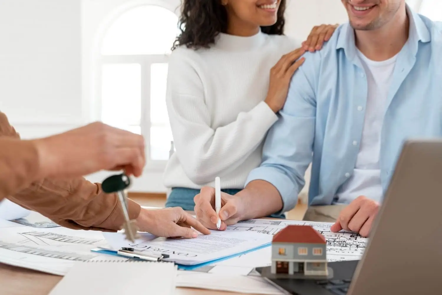 Consórcio imobiliário: vale a pena? Descubra aqui!