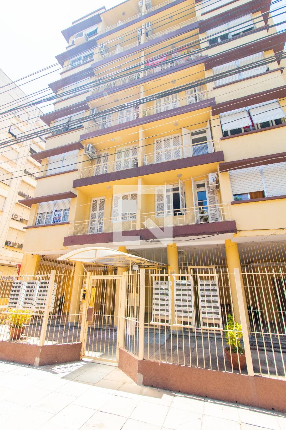 Condomínio Edifício Columbia, Cidade Baixa - Porto Alegre - Alugue ou