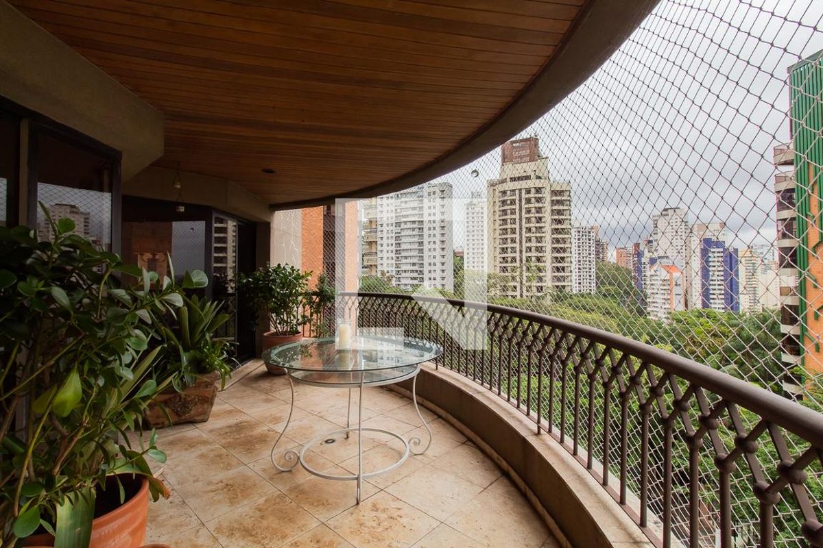 Apartamento, 4 quartos, 270 m² - Foto 14