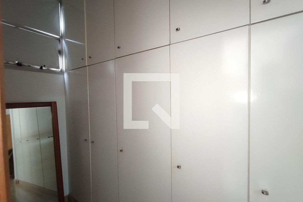 Apartamento à Venda - Cambuí, 5 Quartos,  452 m2 em , Campinas - sp | SoloBR