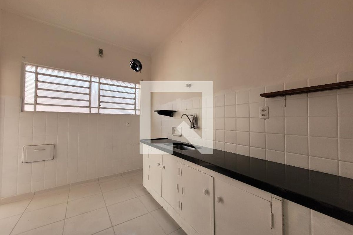 Casa à Venda - Bosque, 4 Quartos,  255 m2 em , Campinas - sp | SoloBR