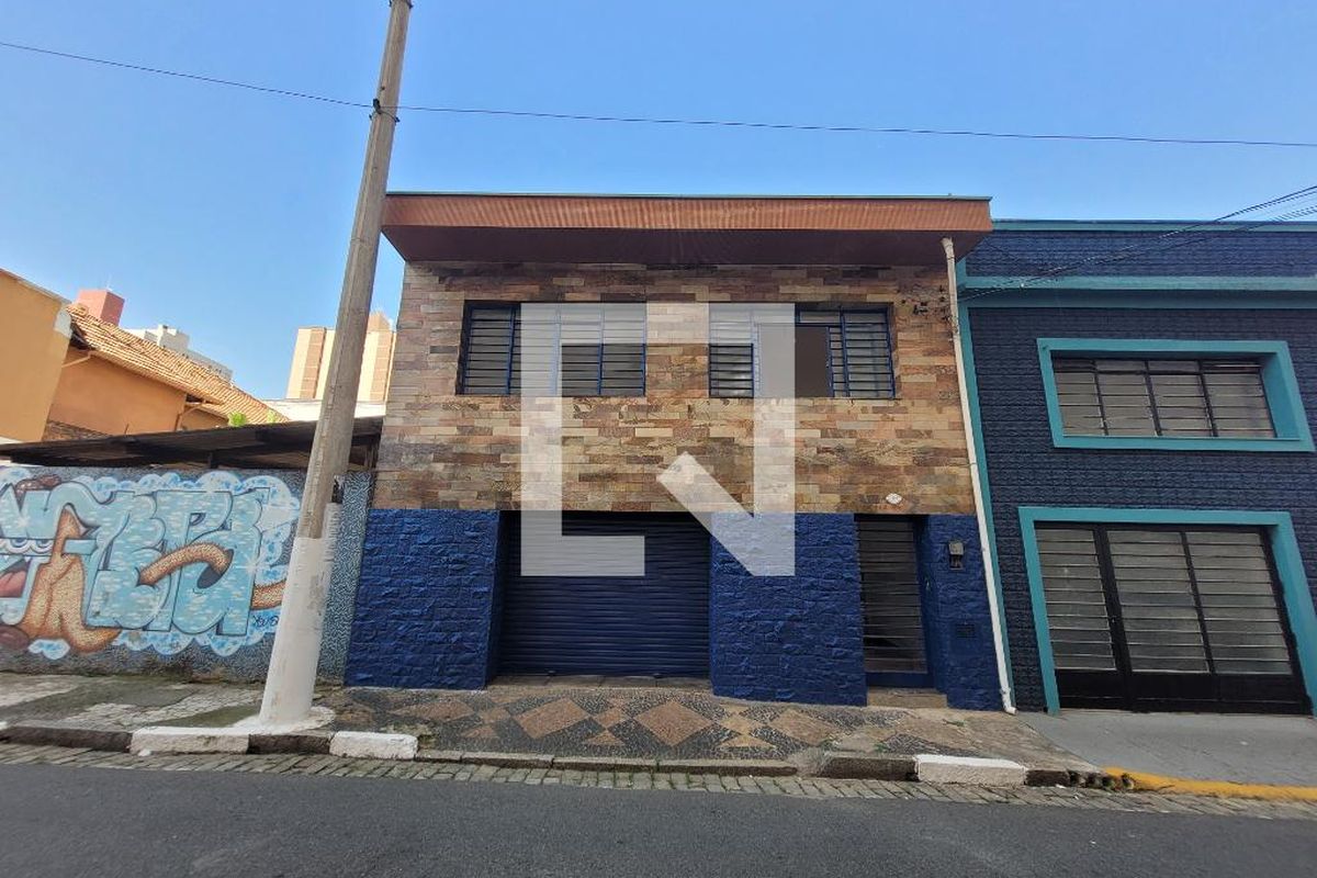 Casa à Venda - Bosque, 4 Quartos,  255 m2 em , Campinas - sp | SoloBR