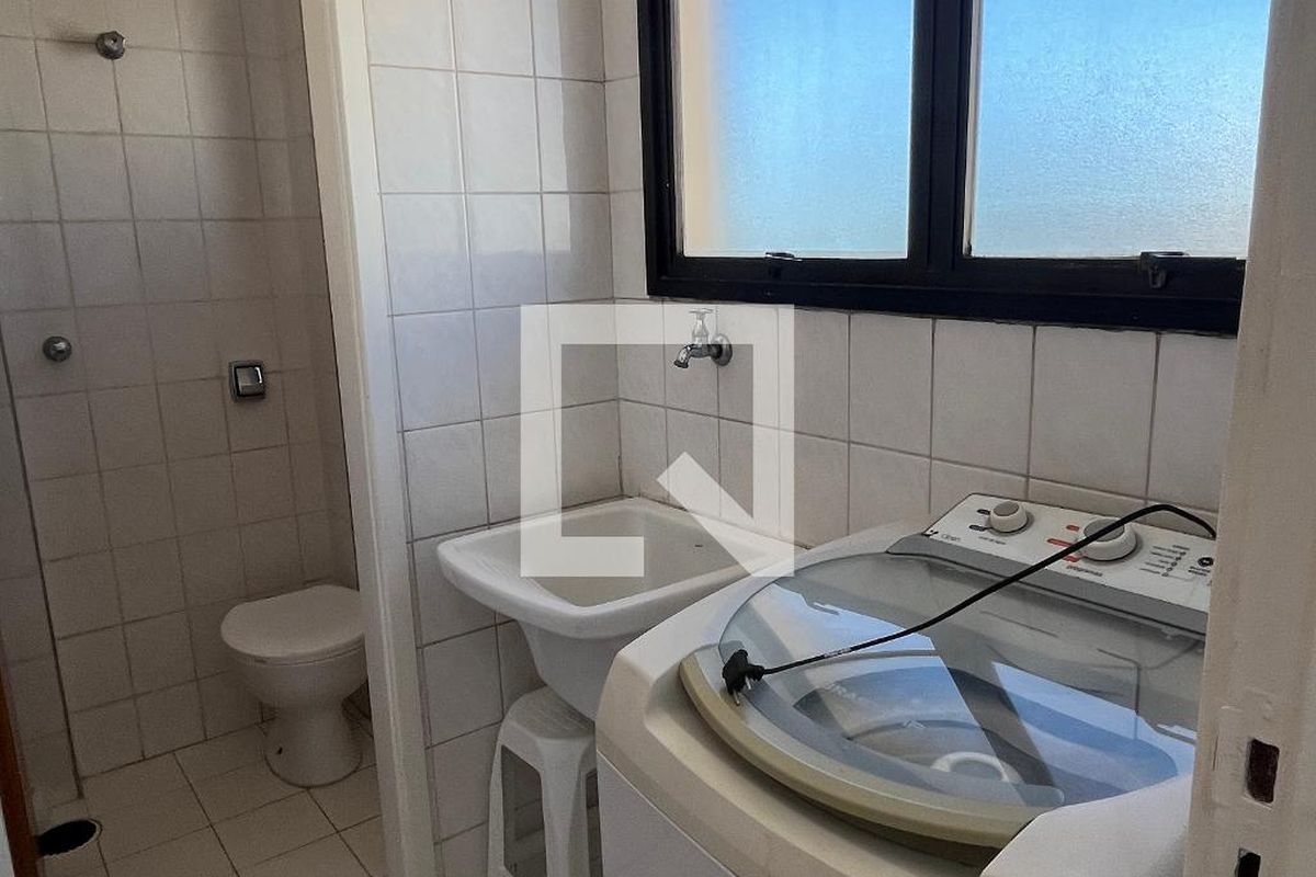 Apartamento à Venda - Centro, 1 Quarto,  87 m2 em , Campinas - sp | SoloBR