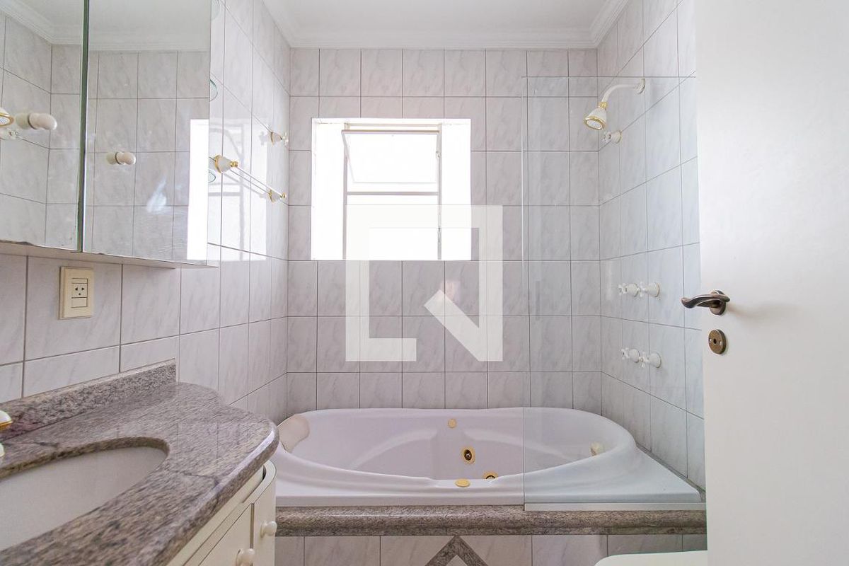 Apartamento, 3 quartos, 206 m² - Foto 57