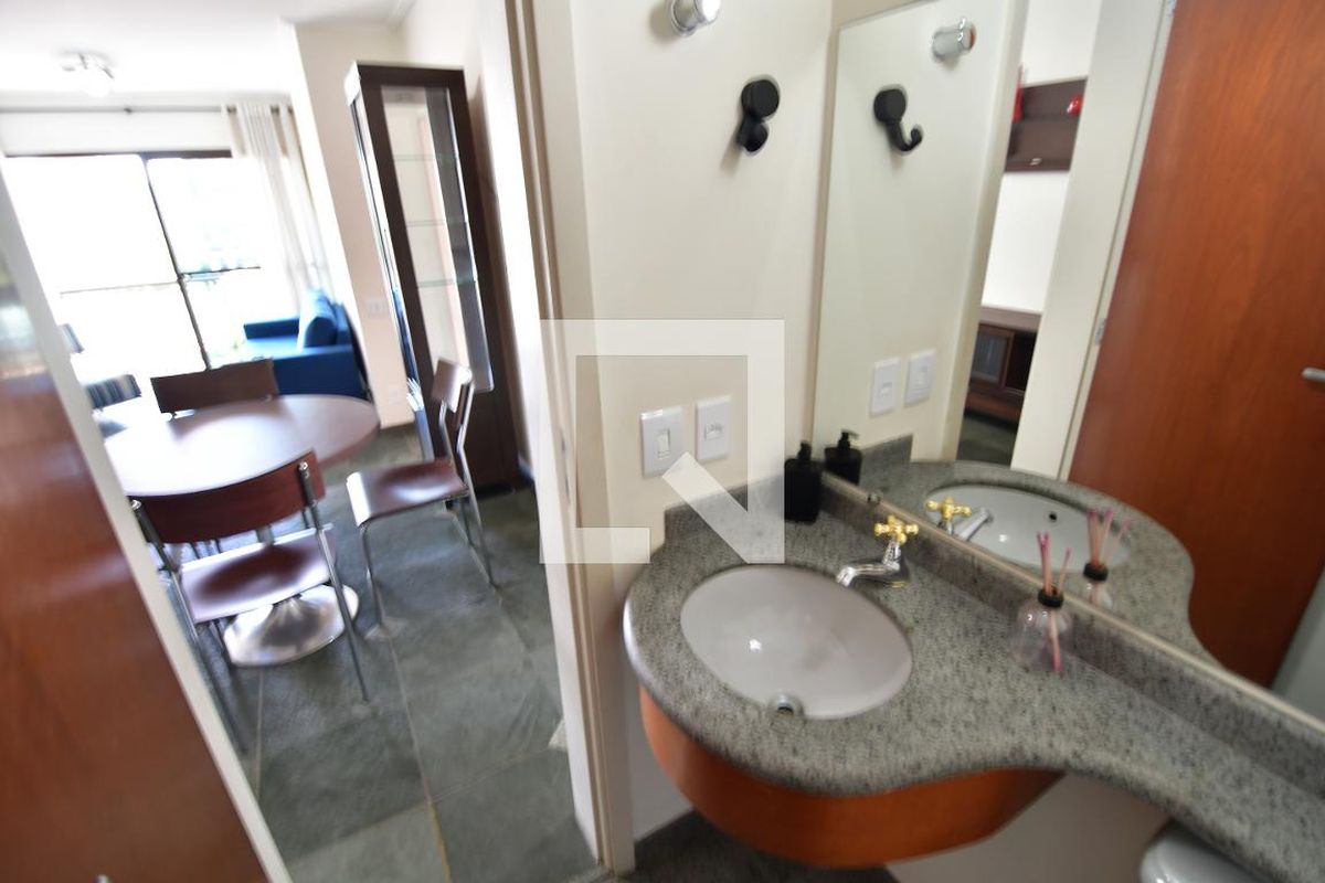 Apartamento à Venda - Cambuí, 1 Quarto,  74 m2 em , Campinas - sp | SoloBR