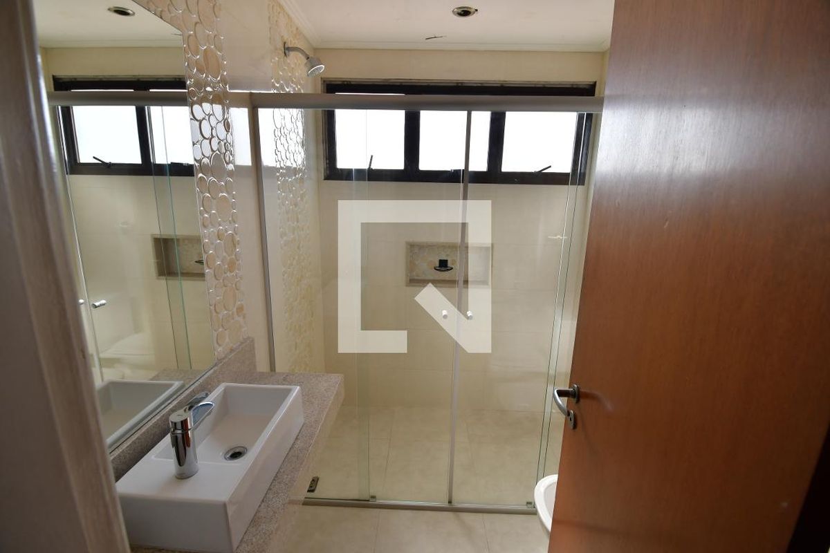 Apartamento à Venda - Cambuí, 1 Quarto,  74 m2 em , Campinas - sp | SoloBR