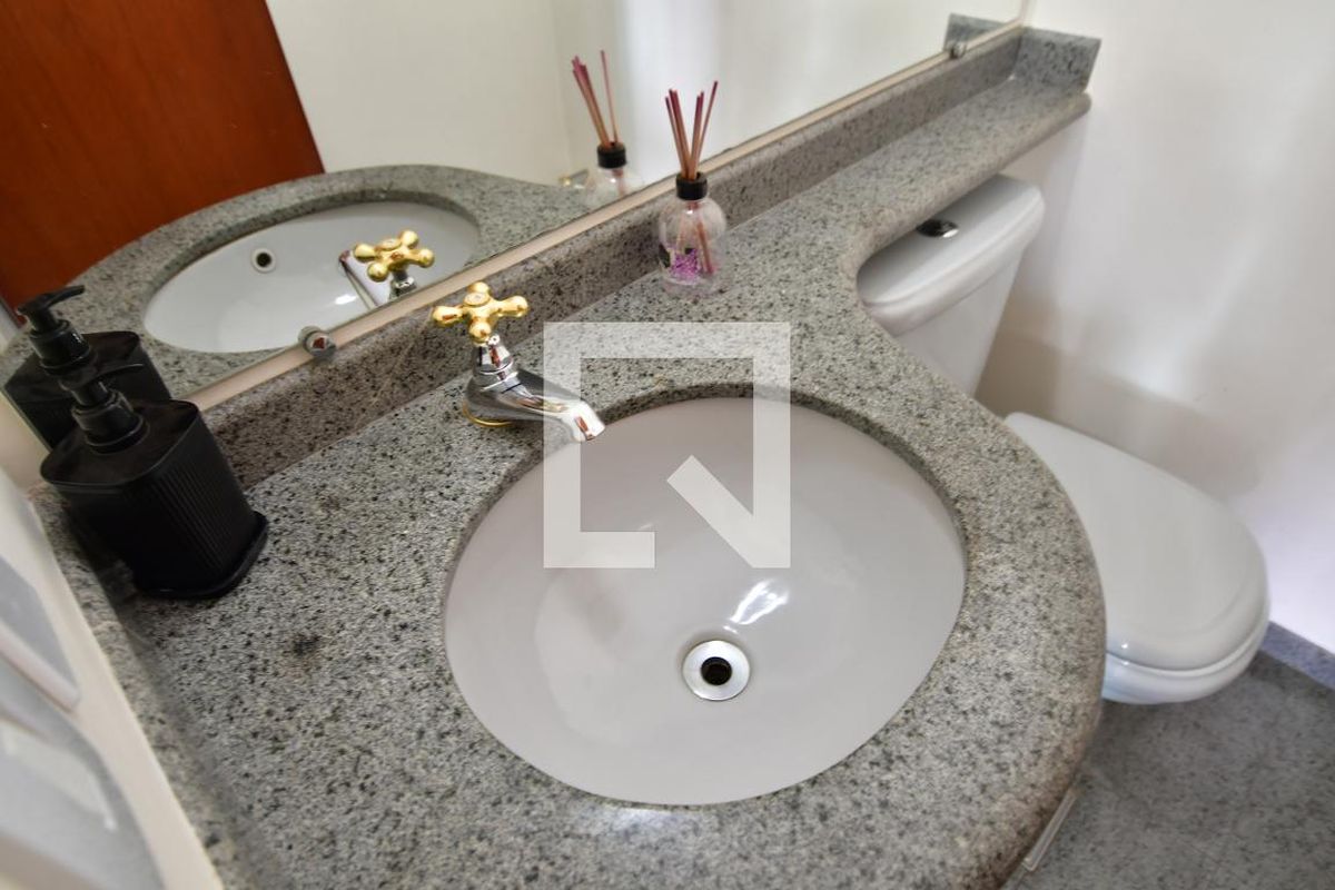 Apartamento à Venda - Cambuí, 1 Quarto,  74 m2 em , Campinas - sp | SoloBR