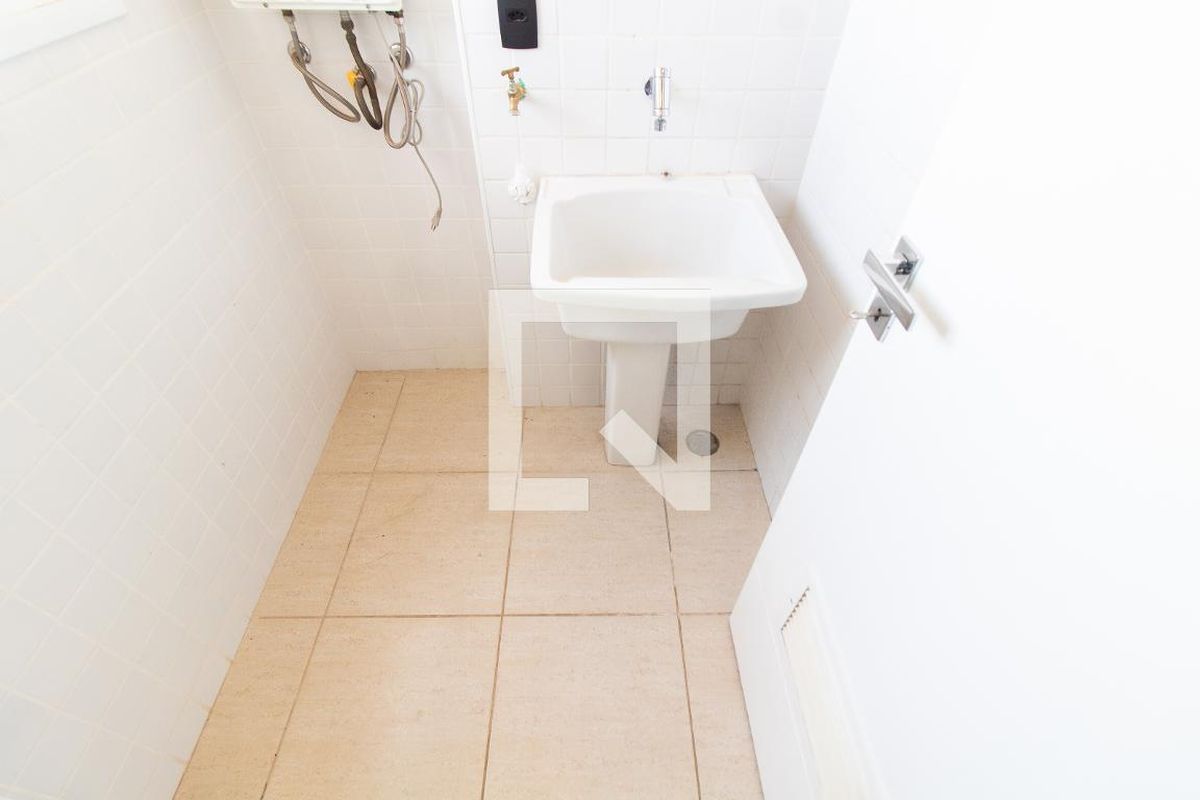 Apartamento à Venda - Cambuí, 2 Quartos,  110 m2 em , Campinas - sp | SoloBR