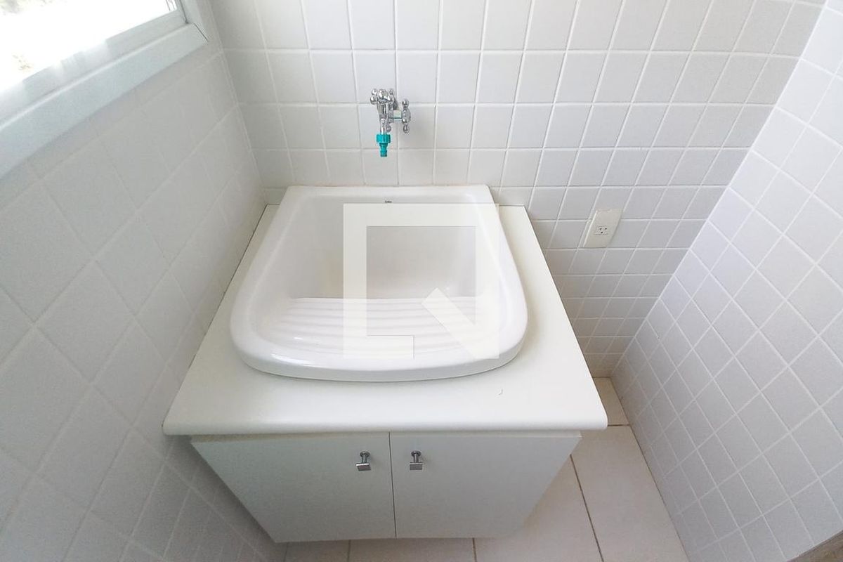Apartamento à Venda - Cambuí, 1 Quarto,  40 m2 em , Campinas - sp | SoloBR