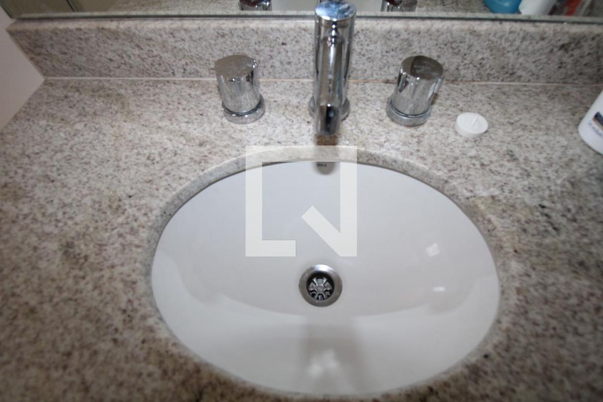 Apartamento à Venda - Bosque, 1 Quarto,  43 m2 em , Campinas - sp | SoloBR