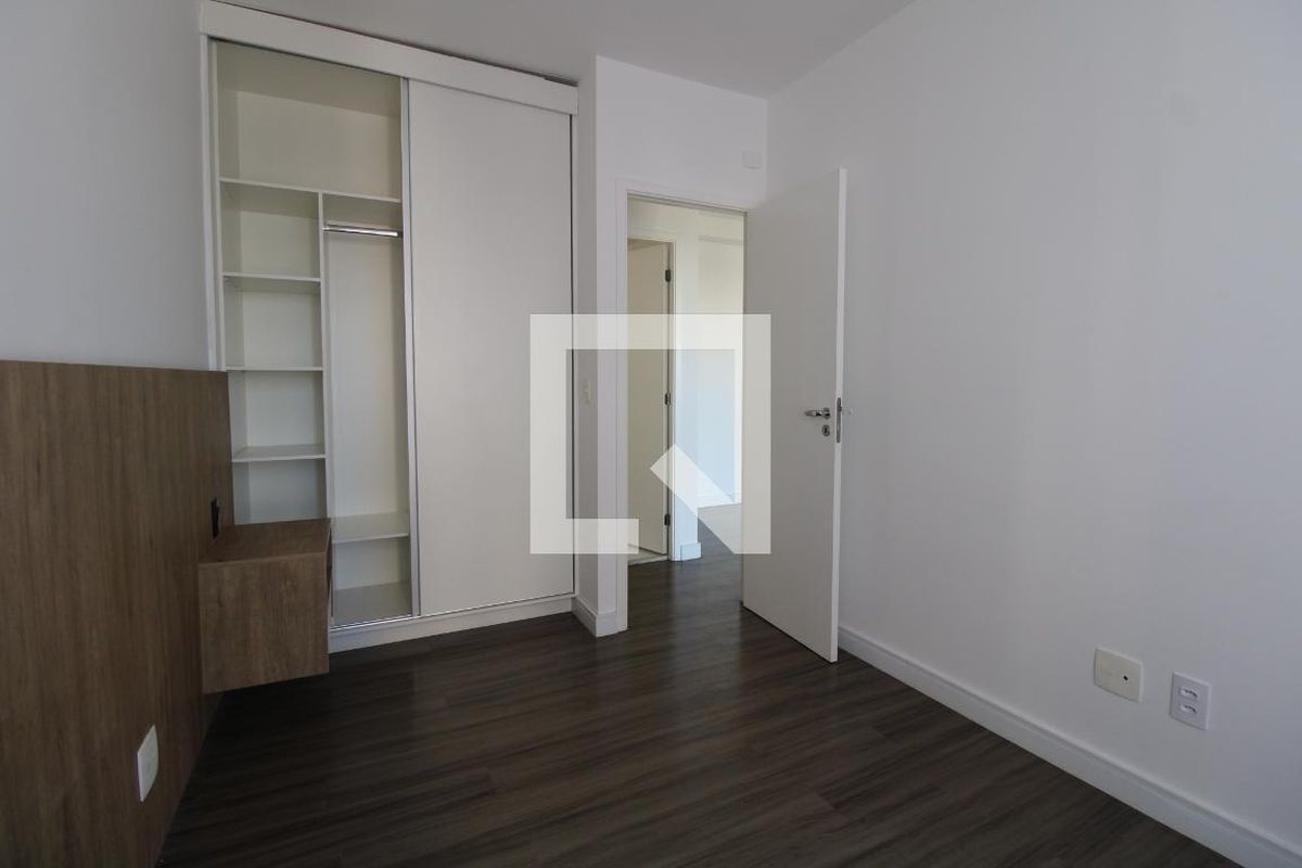 Apartamento à Venda - Bosque, 1 Quarto,  43 m2 em , Campinas - sp | SoloBR