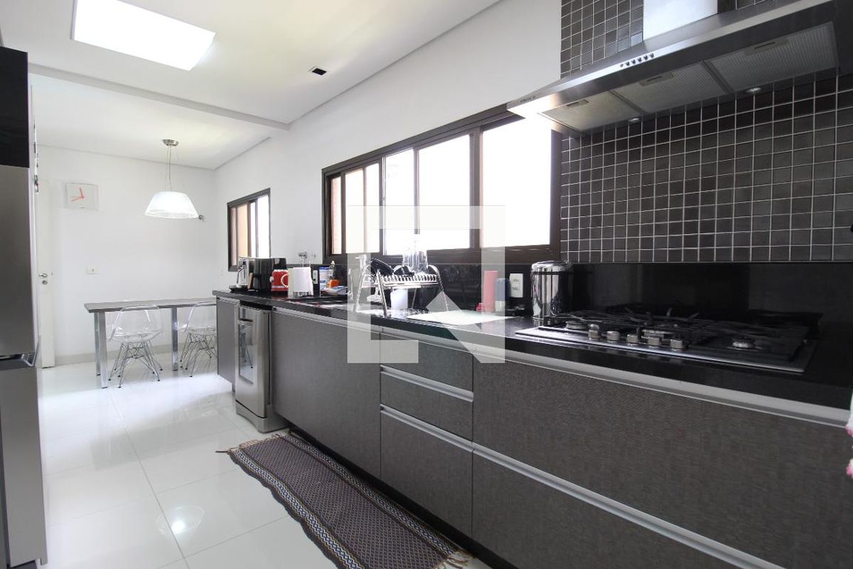 Apartamento, 3 quartos, 210 m² - Foto 36