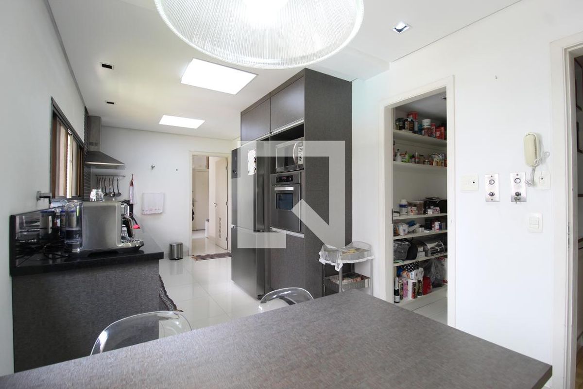 Apartamento, 3 quartos, 210 m² - Foto 34