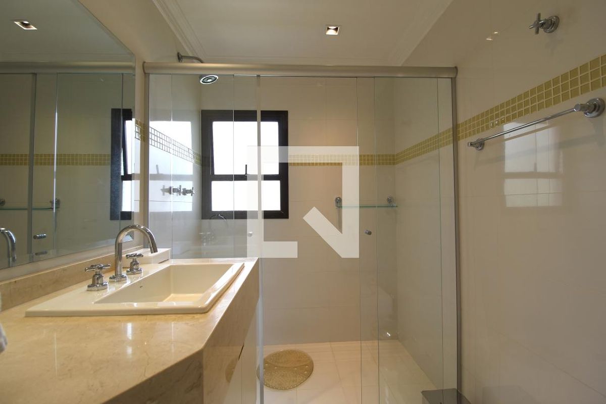 Apartamento, 3 quartos, 210 m² - Foto 32