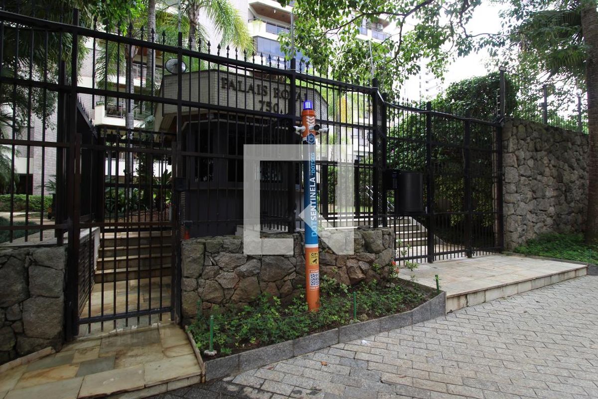 Apartamento, 3 quartos, 210 m² - Foto 47
