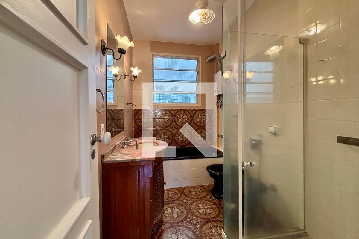 Apartamento, 3 quartos, 230 m² - Foto 82