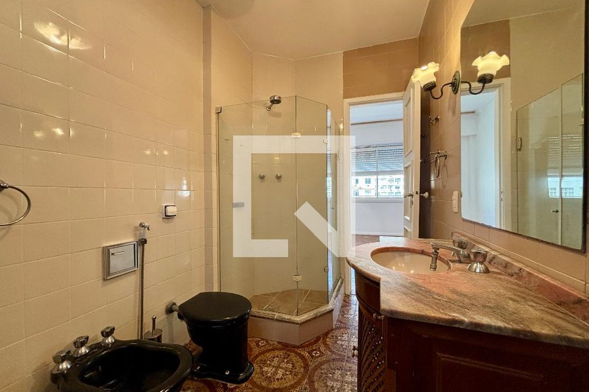 Apartamento, 3 quartos, 230 m² - Foto 84