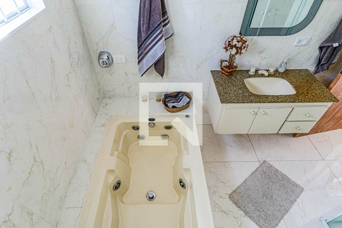 Casa, 3 quartos, 200 m² - Foto 59