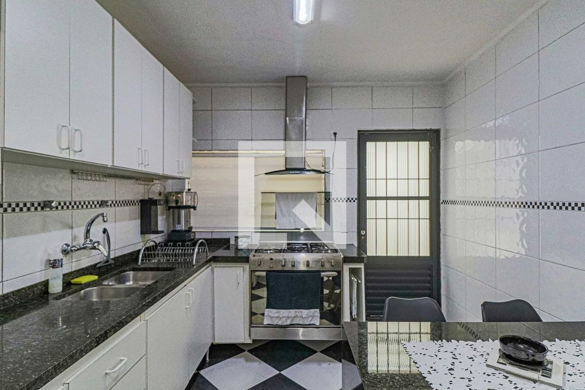 Casa, 3 quartos, 200 m² - Foto 109