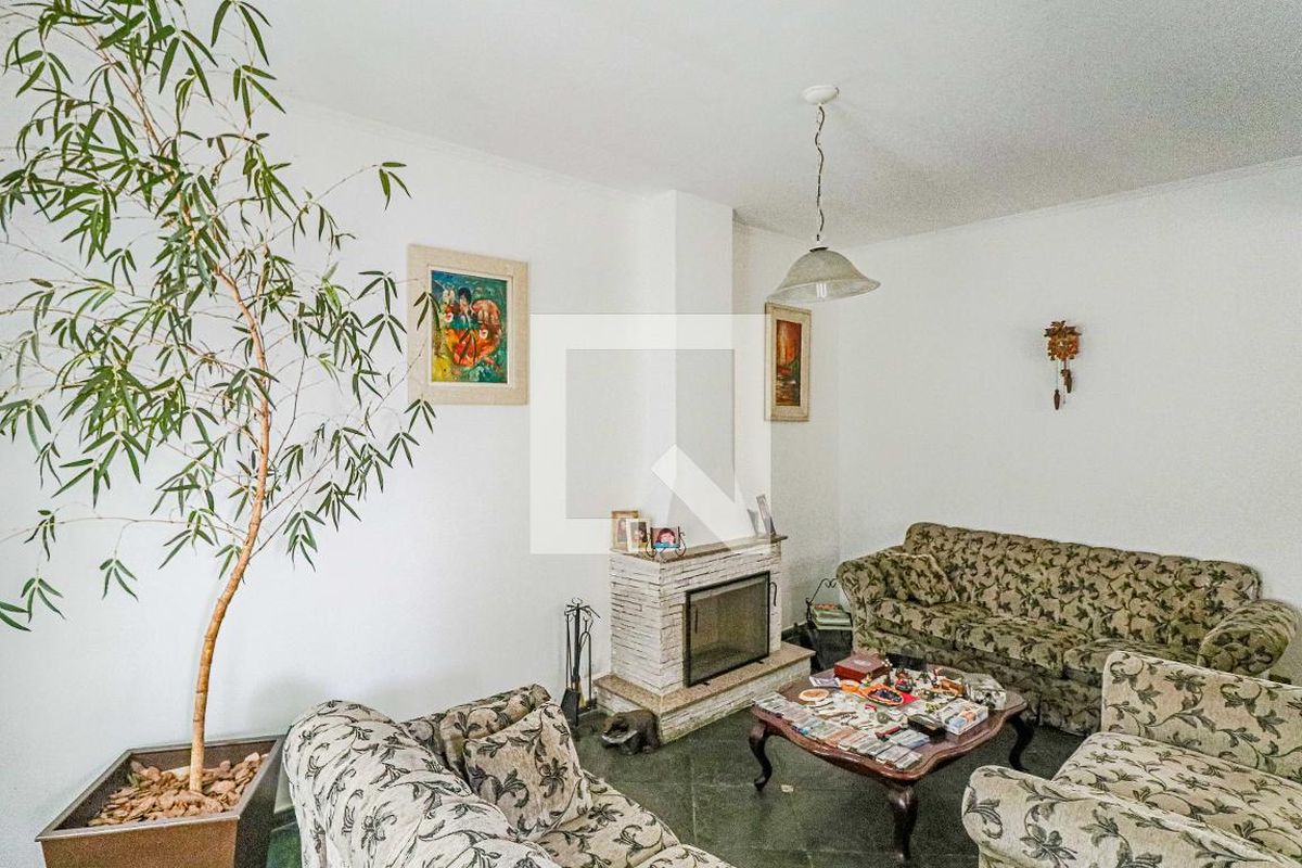 Casa, 3 quartos, 200 m² - Foto 2