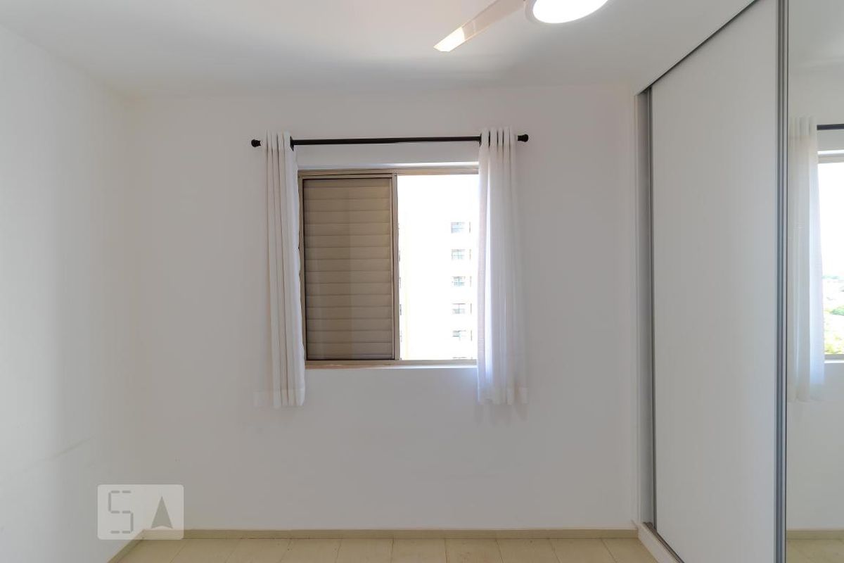 Apartamento à Venda - Mansões Santo Antônio, 3 Quartos,  70 m2 em , Campinas - sp | SoloBR