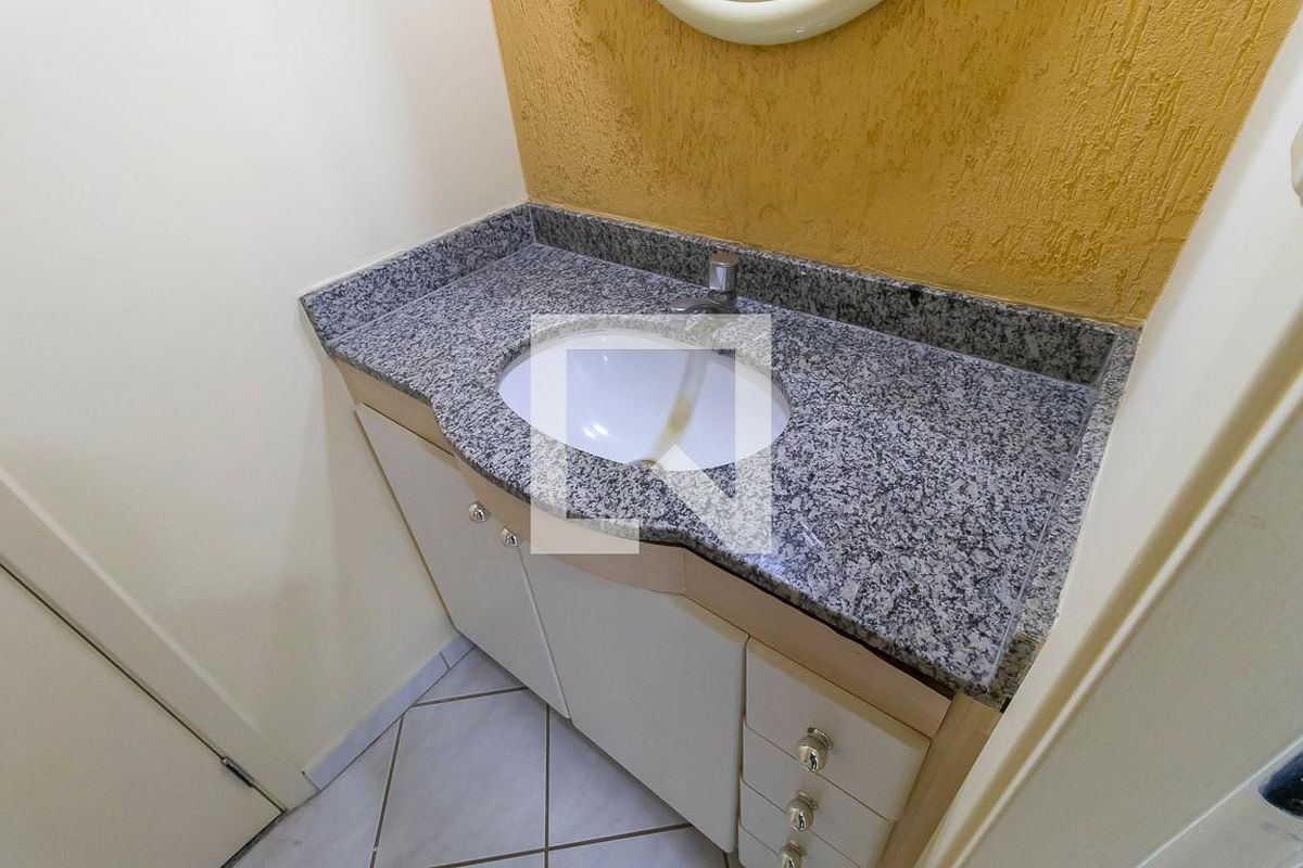 Apartamento à Venda - Mansões Santo Antônio, 2 Quartos,  60 m2 em , Campinas - sp | SoloBR