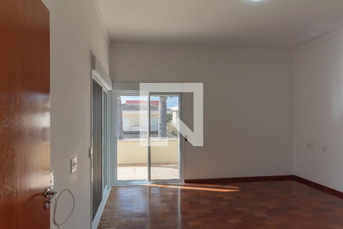Casa à Venda - Swiss Park, 4 Quartos,  265 m2 em , Campinas - sp | SoloBR