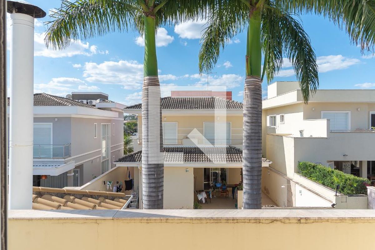 Casa à Venda - Swiss Park, 4 Quartos,  265 m2 em , Campinas - sp | SoloBR