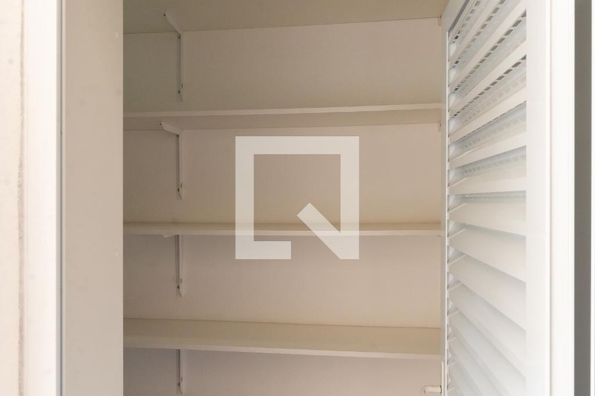 Casa à Venda - Swiss Park, 4 Quartos,  265 m2 em , Campinas - sp | SoloBR