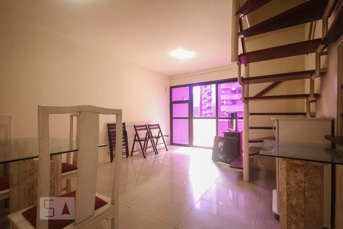 Apartamento com 2 quartos para alugar em Barra da Tijuca, Rio de
