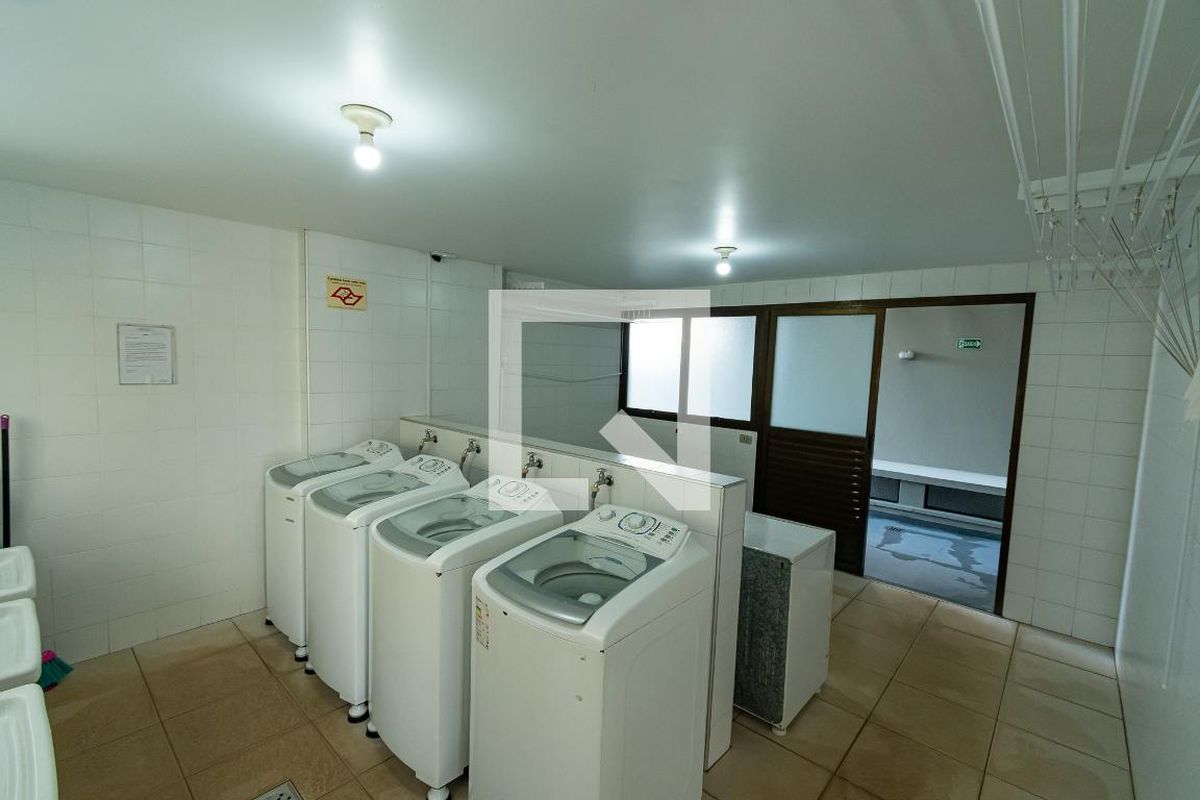 Apartamento à Venda - Cambuí, 1 Quarto,  76 m2 em , Campinas - sp | SoloBR