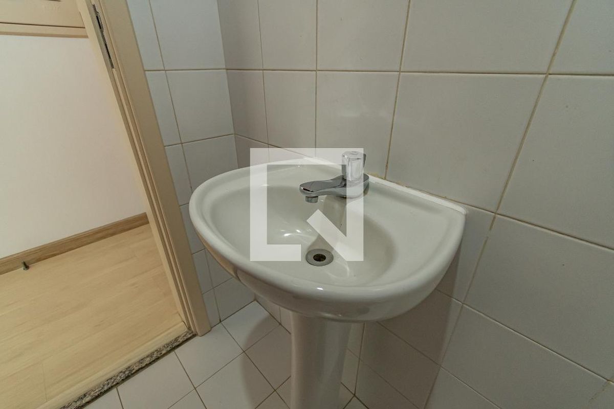 Apartamento à Venda - Cambuí, 1 Quarto,  76 m2 em , Campinas - sp | SoloBR