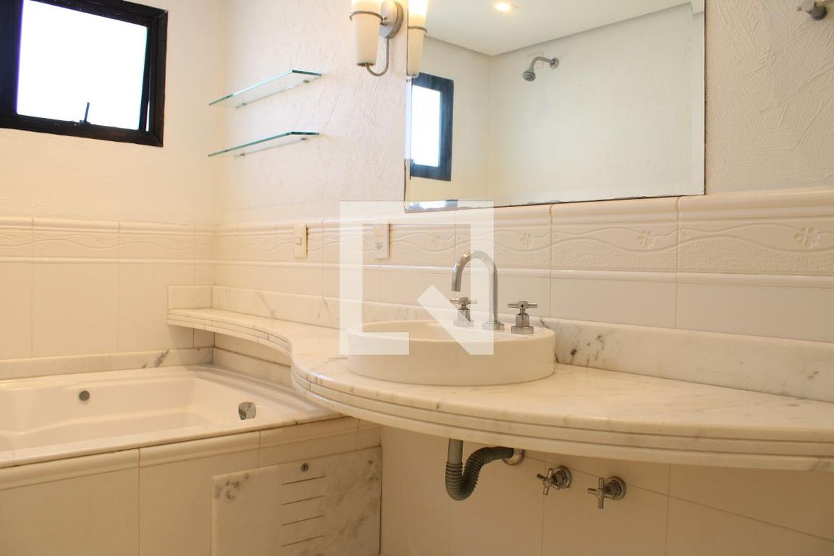 Apartamento, 4 quartos, 230 m² - Foto 111