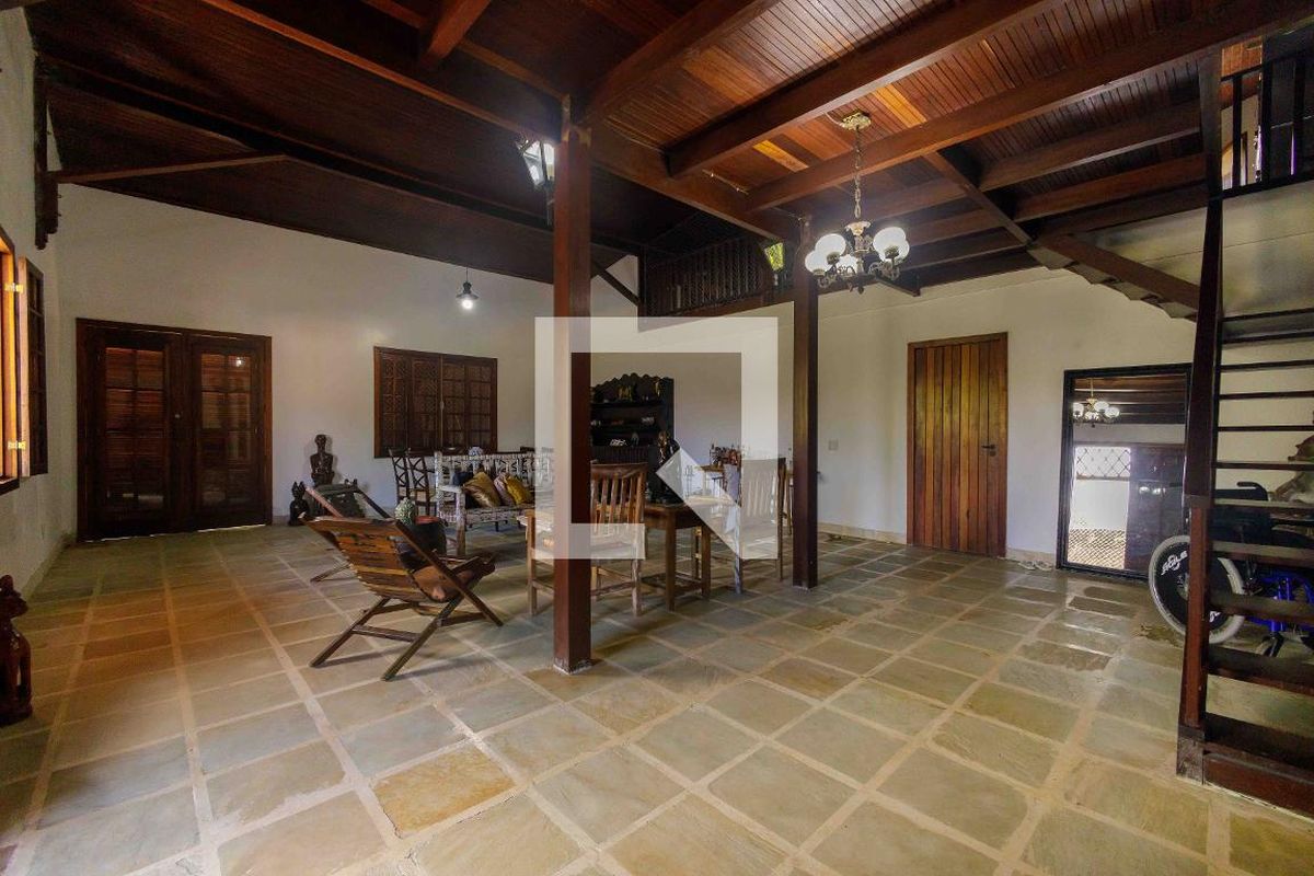 Casa, 3 quartos, 1400 m² - Foto 2