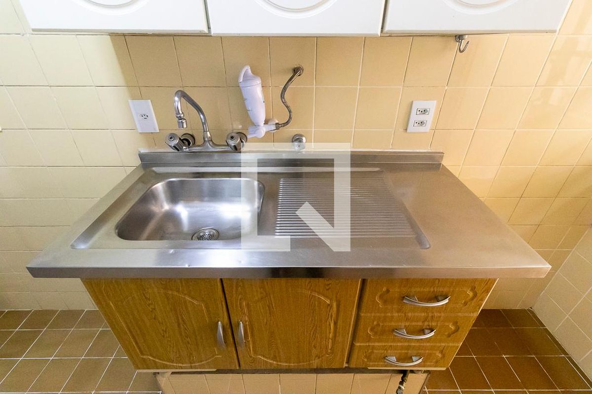 Apartamento à Venda - Cambuí, 2 Quartos,  72 m2 em , Campinas - sp | SoloBR