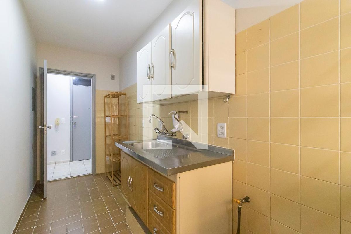Apartamento à Venda - Cambuí, 2 Quartos,  72 m2 em , Campinas - sp | SoloBR