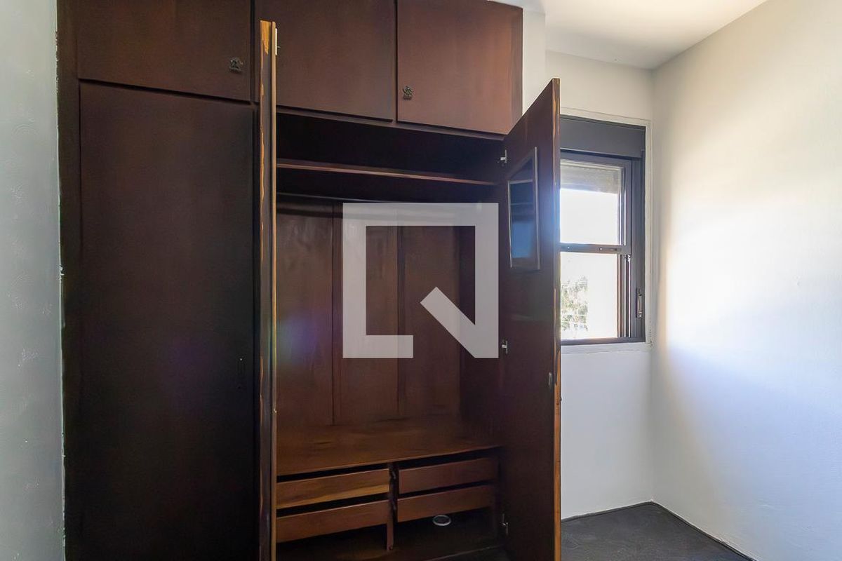 Apartamento à Venda - Cambuí, 2 Quartos,  72 m2 em , Campinas - sp | SoloBR