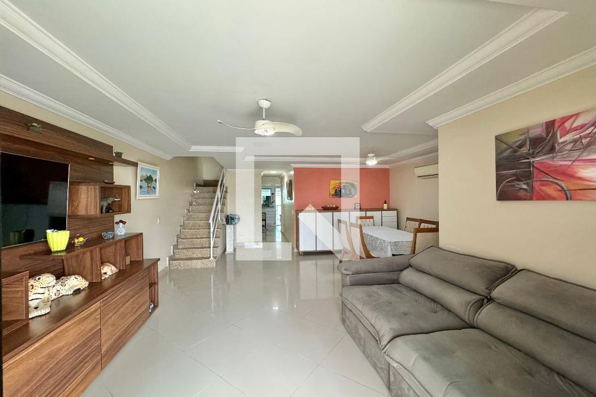 Casa, 4 quartos, 296 m² - Foto 2
