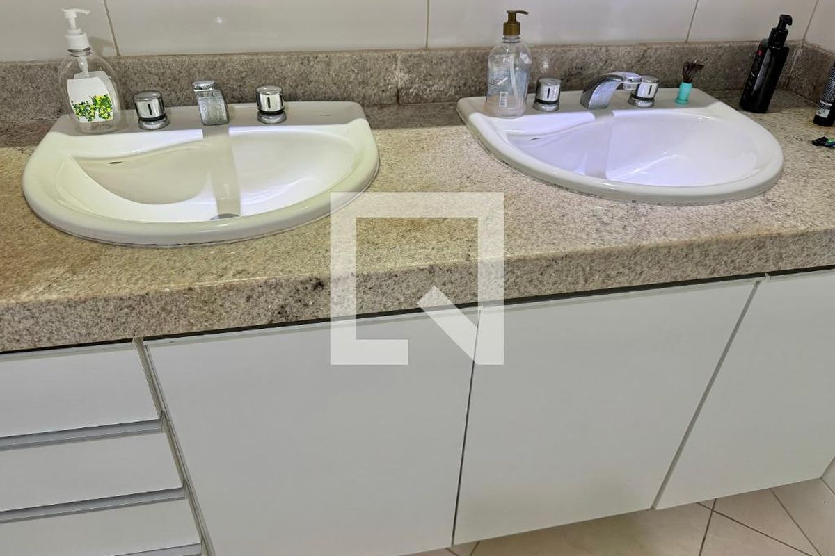 Casa, 4 quartos, 296 m² - Foto 36