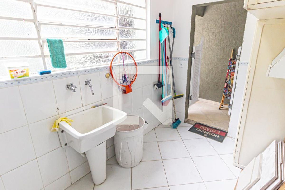 Casa, 3 quartos, 270 m² - Foto 49