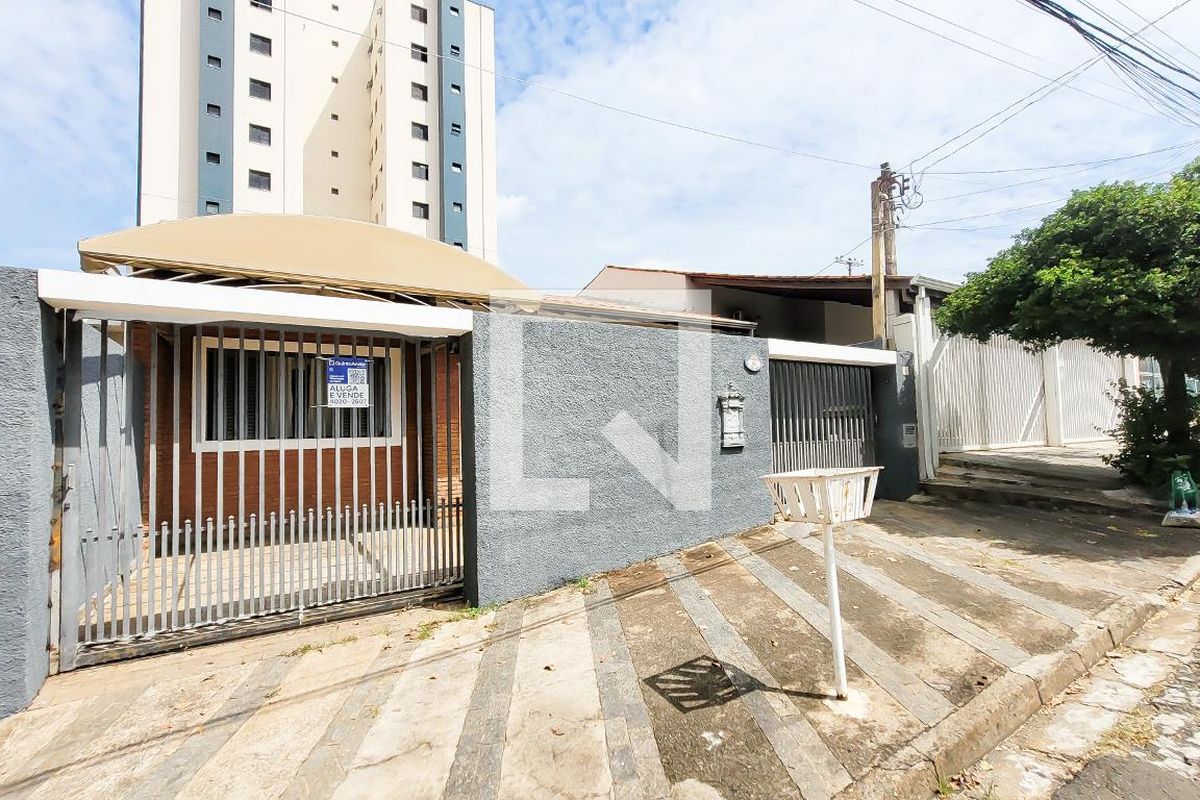 Casa à Venda - Taquaral, 4 Quartos,  291 m2 em , Campinas - sp | SoloBR