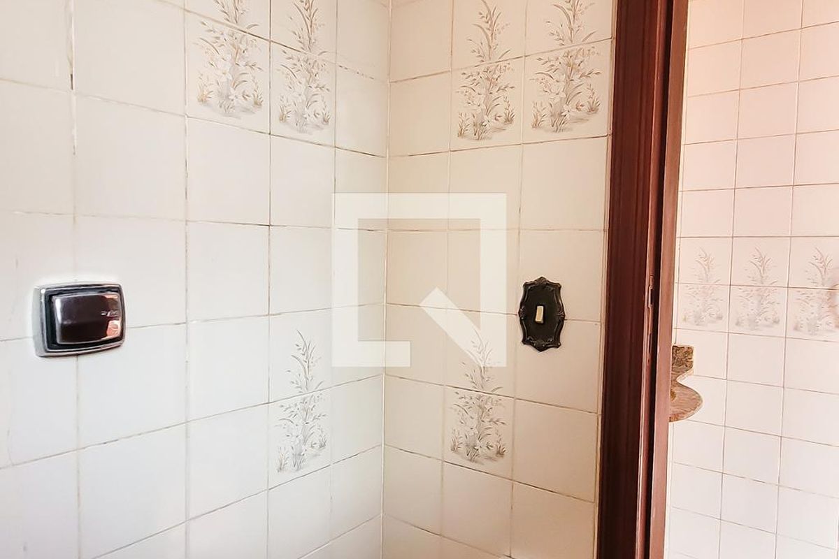 Casa à Venda - Taquaral, 4 Quartos,  291 m2 em , Campinas - sp | SoloBR
