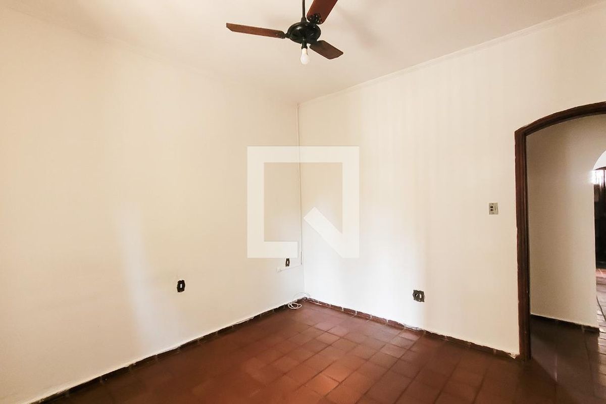Casa à Venda - Taquaral, 4 Quartos,  291 m2 em , Campinas - sp | SoloBR