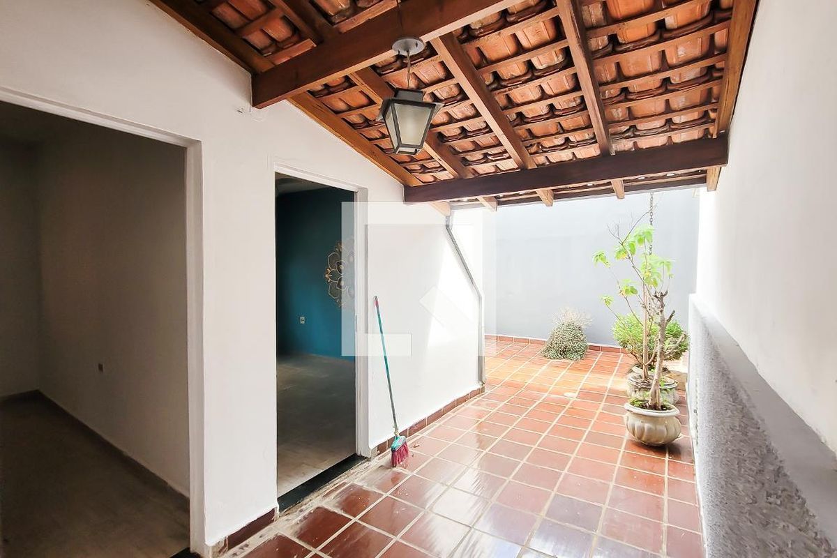 Casa à Venda - Taquaral, 4 Quartos,  291 m2 em , Campinas - sp | SoloBR