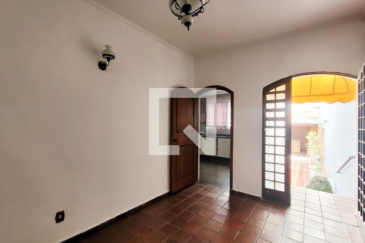 Casa à Venda - Taquaral, 4 Quartos,  291 m2 em , Campinas - sp | SoloBR