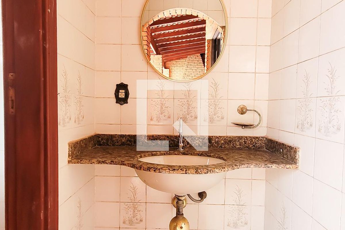 Casa à Venda - Taquaral, 4 Quartos,  291 m2 em , Campinas - sp | SoloBR